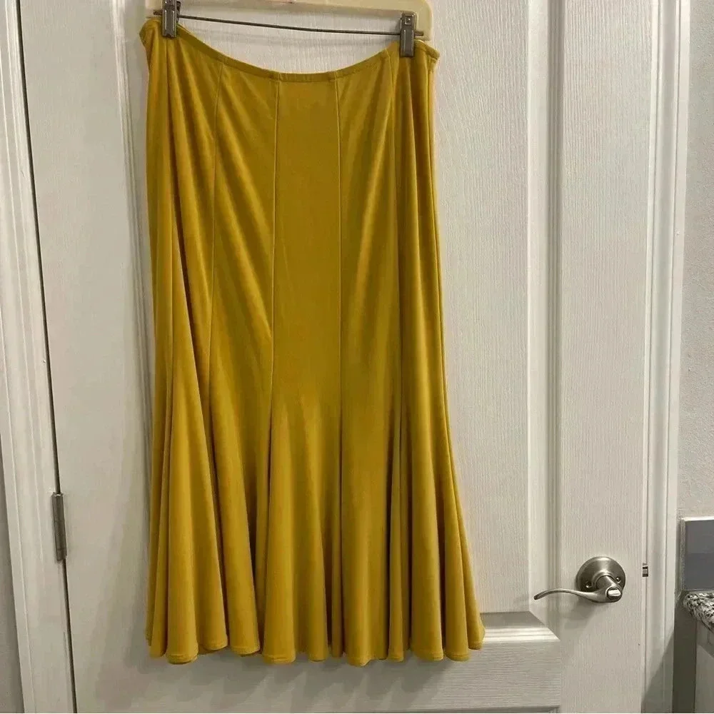 Skirt By Joseph Ribkoff